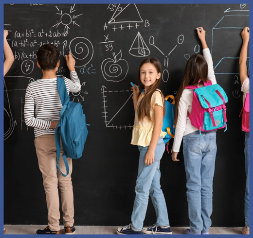 El nuevo presupuesto de Mamdani modifica el calendario de reducción de clases y propone reformas en educación especial